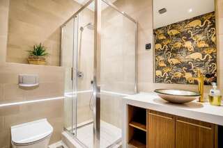 Апартаменты Apartments Master 5 Херцег-Нови Улучшенный номер-студио с балконом и видом на море-5